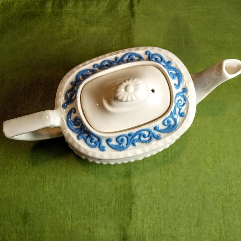 Georgian Gibsons Staffordshire Ceramic Teapot